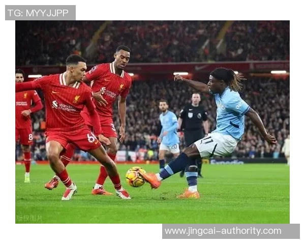英超激战：曼城逆转利物浦点球大战精彩瞬间引发全场沸腾
